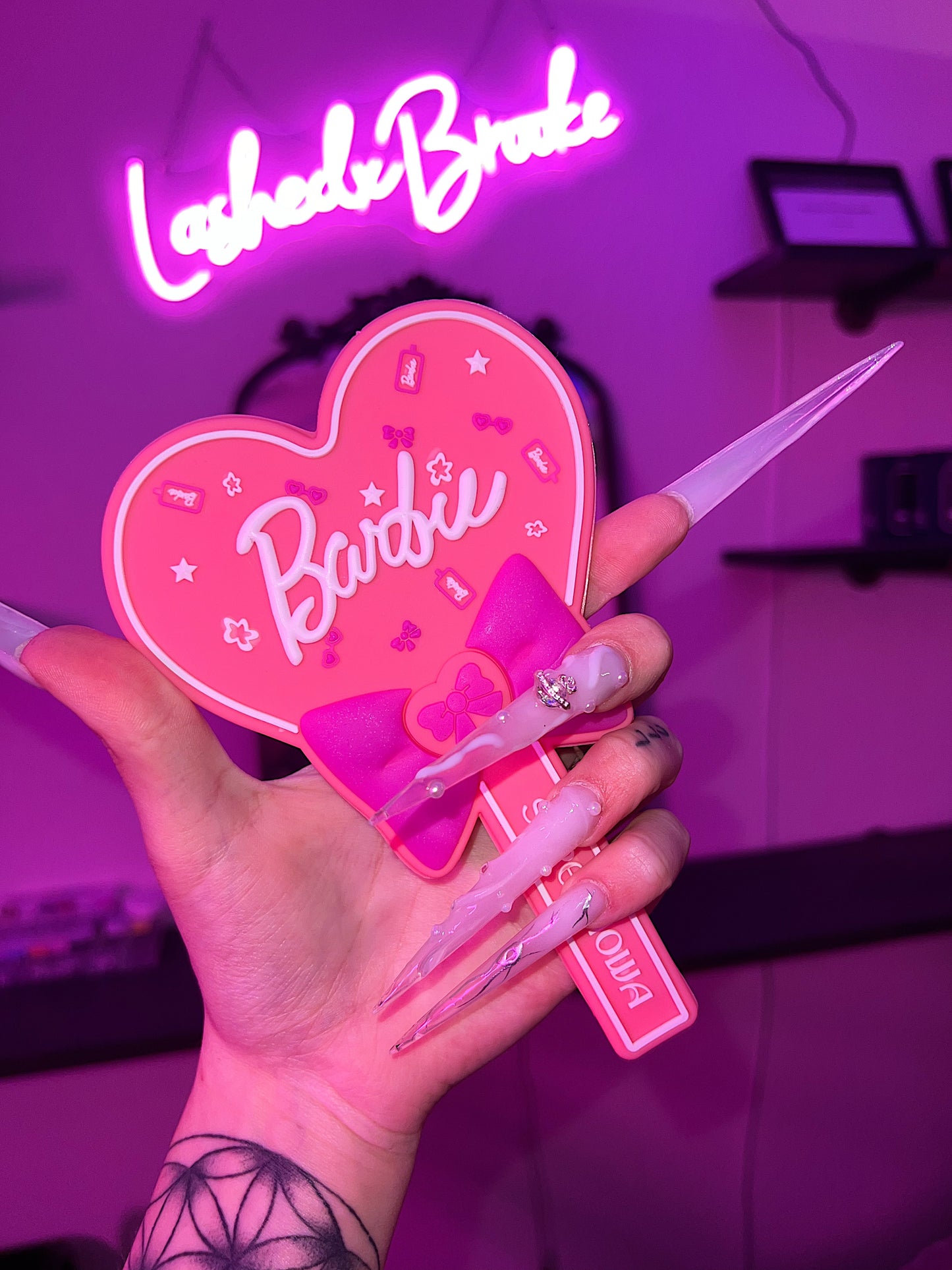 BARBIE HEART MIRROR