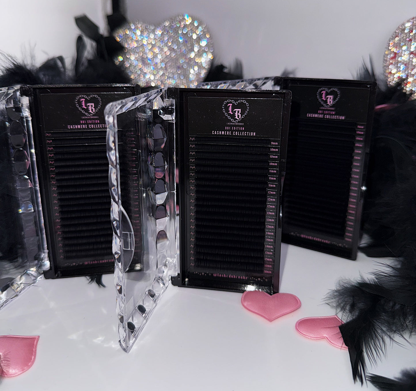 CASHMERE LASH TRAYS                                    ⋆♱✮♱⋆