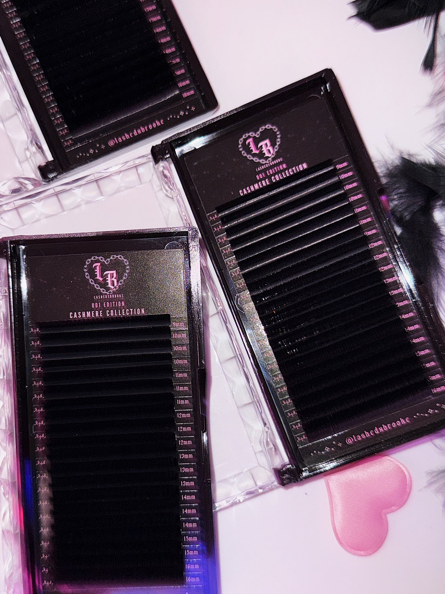 CASHMERE LASH TRAYS                                    ⋆♱✮♱⋆