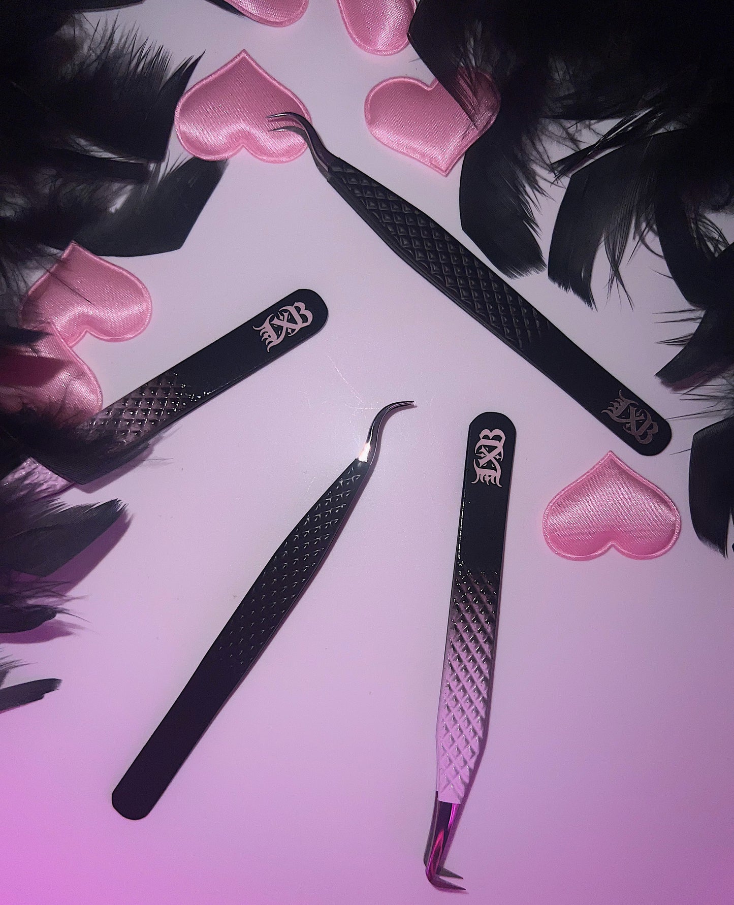 PINK POISON - BOOT TWEEZERS ♡︎