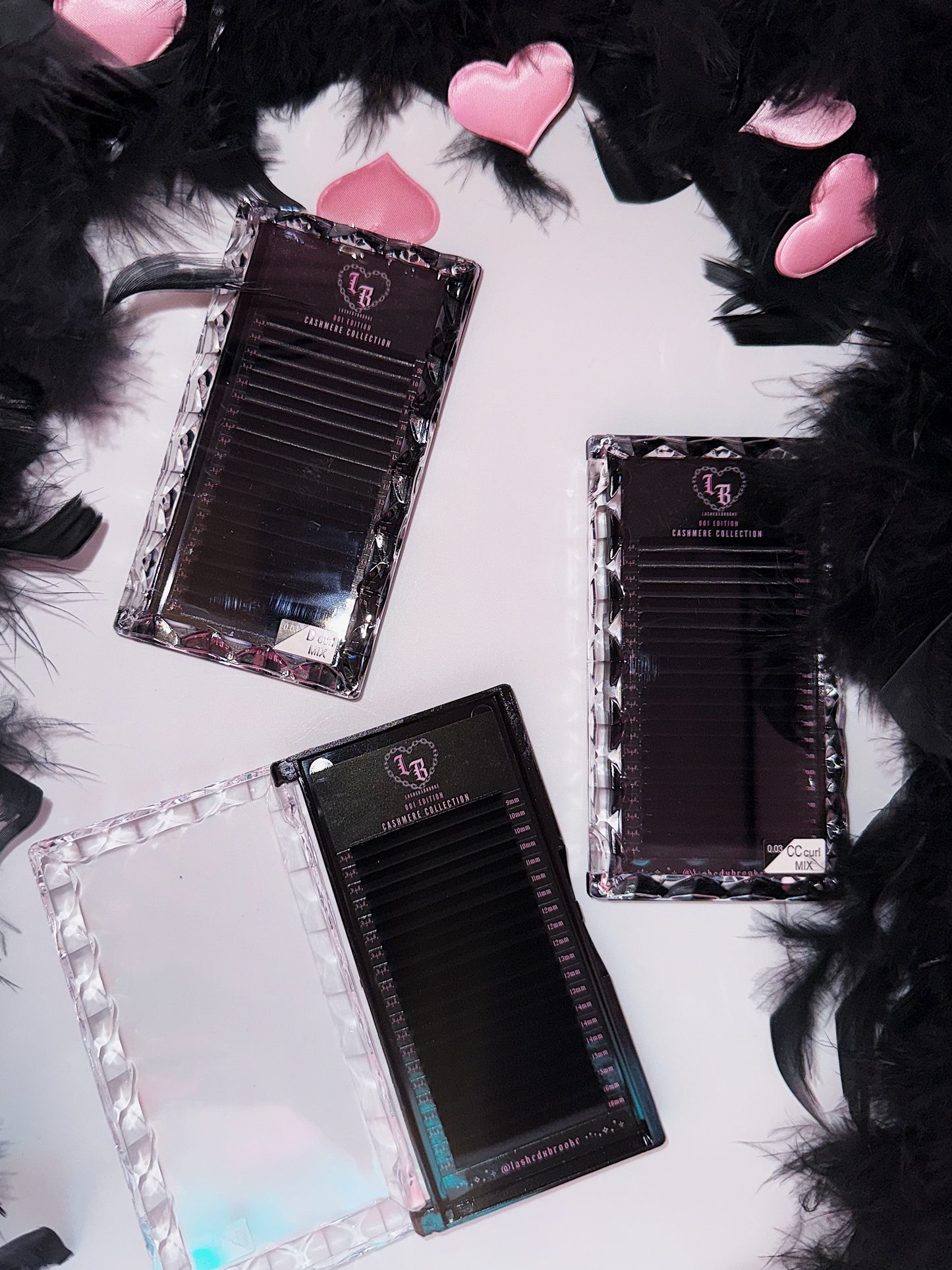 CASHMERE LASH TRAYS                                    ⋆♱✮♱⋆